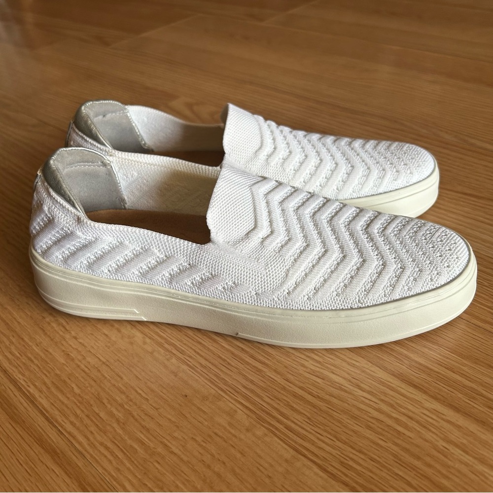 Dearfoams Sophie White Slip on Shoes Womens